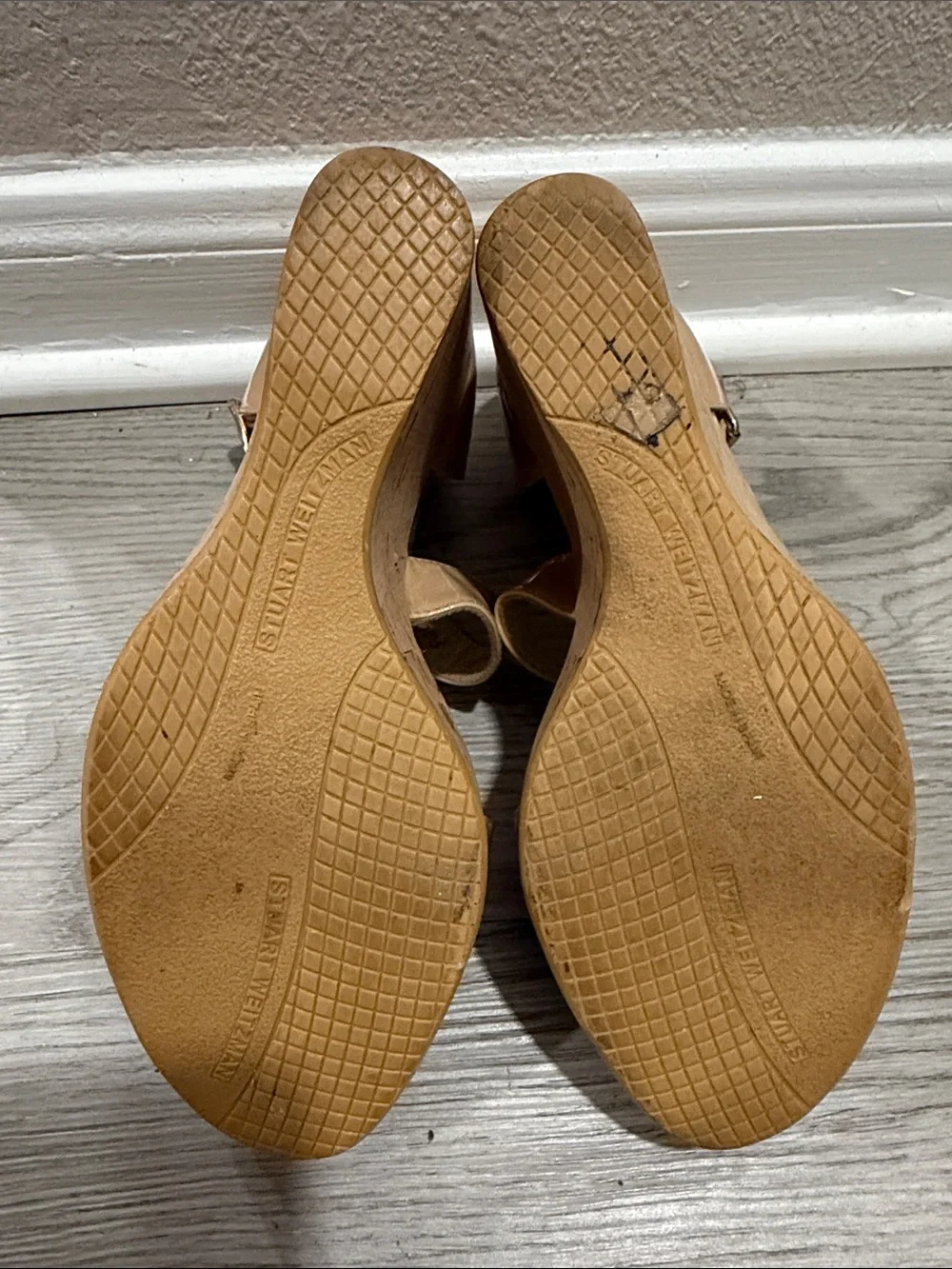 Stuart Weitzman Patent Tan Platform Wedge Sandals - Picture 3 of 8